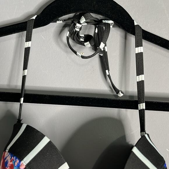ModCloth Black and White Striped and Floral Print One Piece Bathing Suit Size XS - Picture 3 of 9